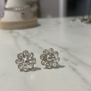 Vintage Scandinavian 830 Silver Screw back Floral Earrings